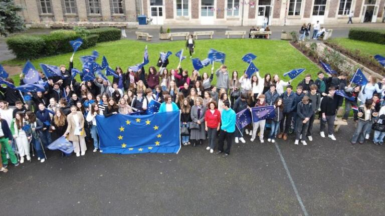 23 mai soyons unis par le coeur